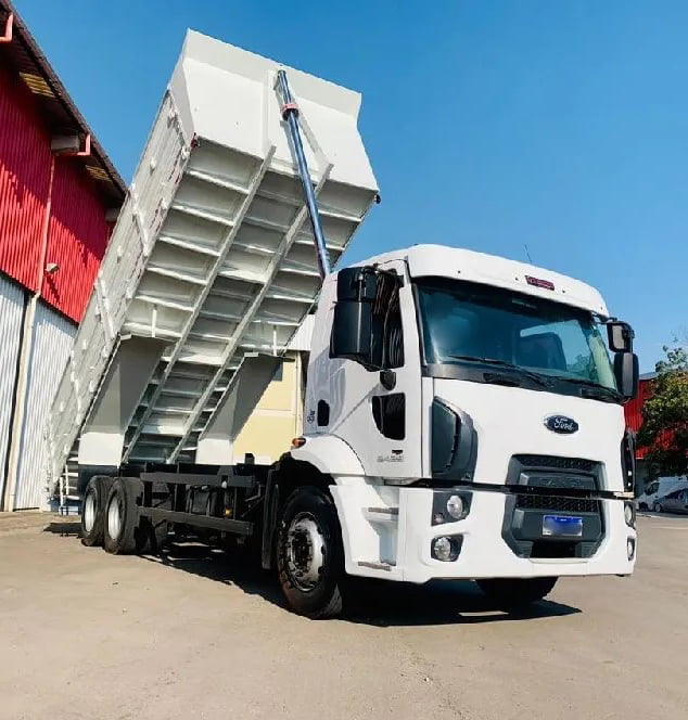 caçamba ROLL ON ROLL OFF